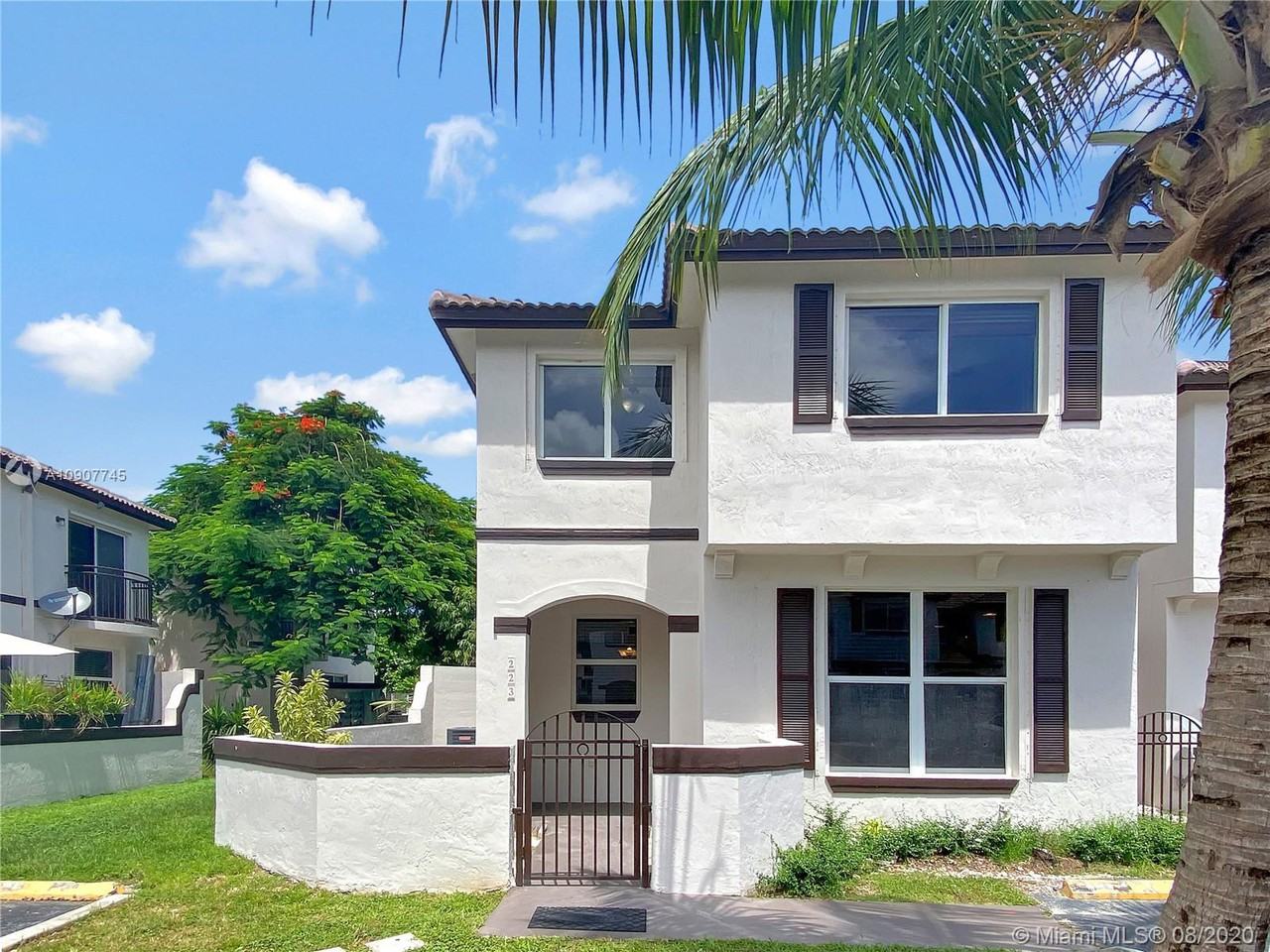 8635 Southwest 152nd Avenue - Photo 2 of 14