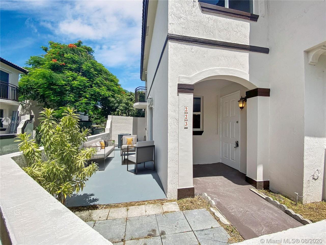 8635 Southwest 152nd Avenue - Photo 3 of 14