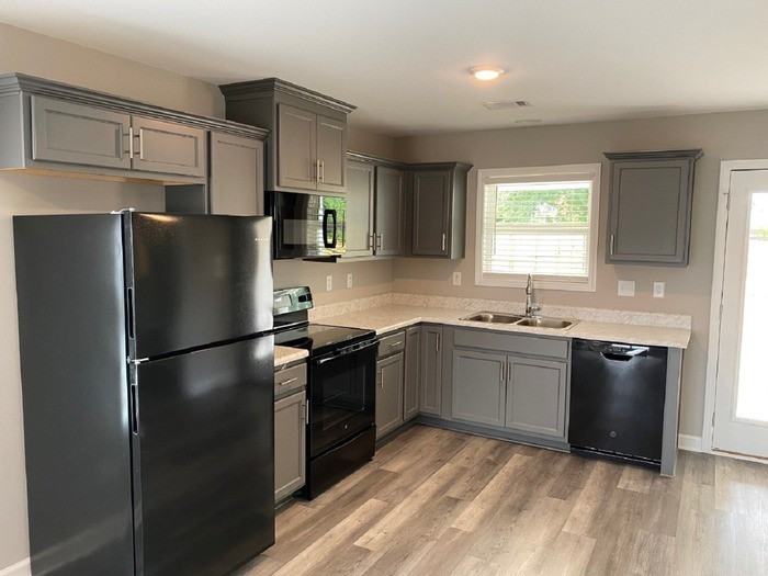 119 Wexford Way - Photo 3 of 7
