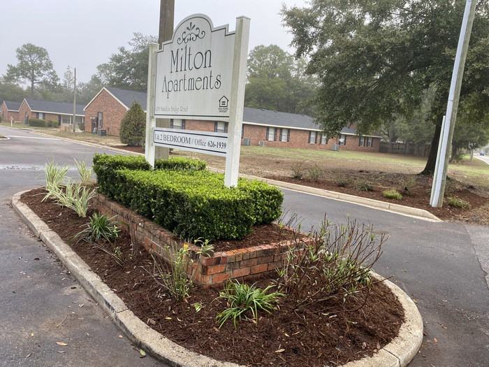 6288 Hamilton Bridge Rd #102