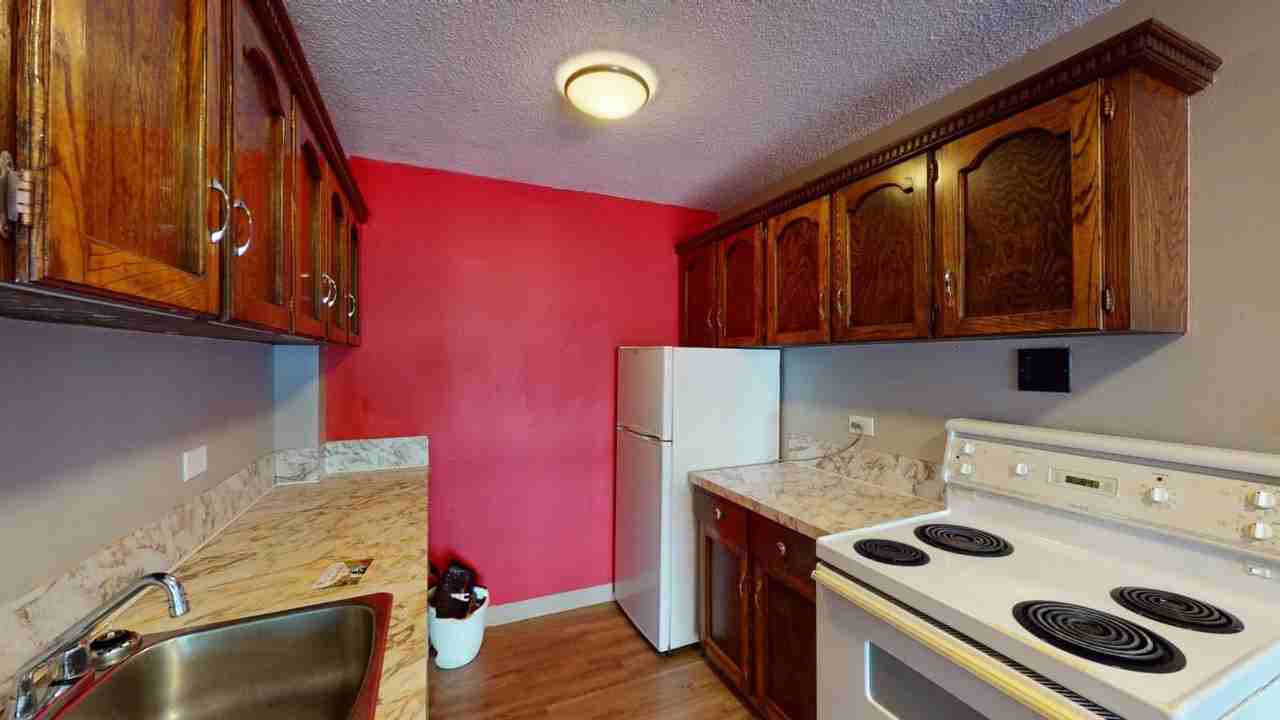 2F, 515 17 Ave SW - Photo 3 of 8