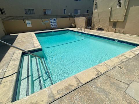 7925 Vineland Avenue #27