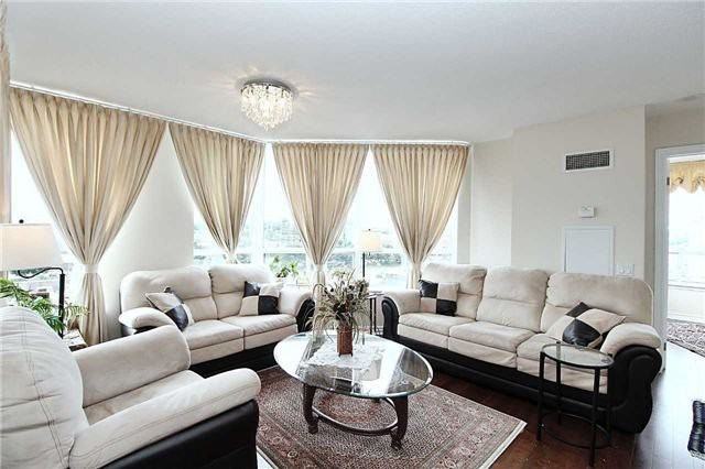 9015 Leslie street, #809 - Photo 2 of 3