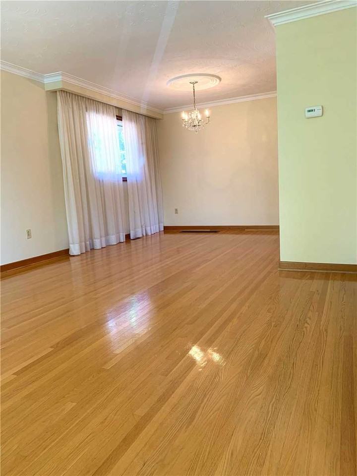 76 Clark avenue - Photo 2 of 4