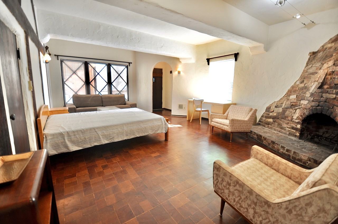 Normandy Village, Spruce Street Berkeley Apartments 1825 Spruce