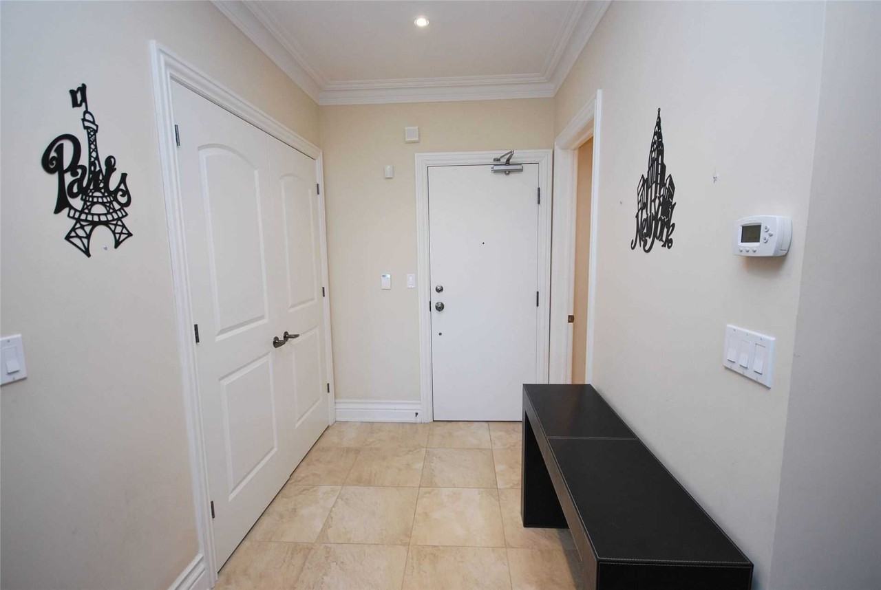 1 Verclaire Gate, #209 - Photo 2 of 4