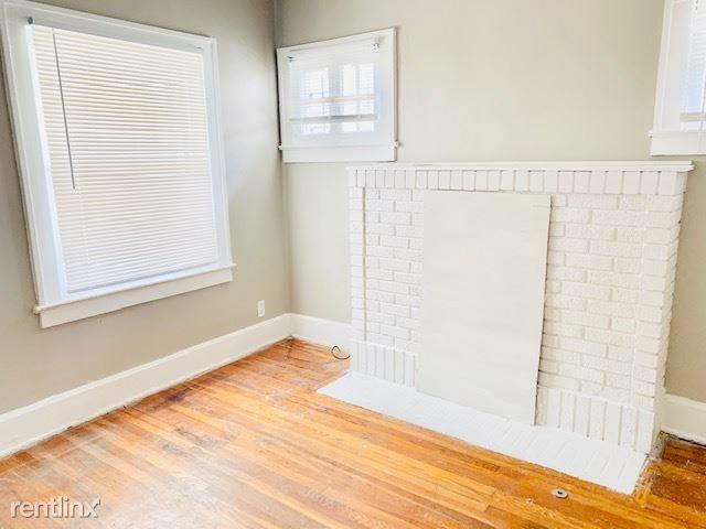 2236 Hardesty Ave - Photo 2 of 7