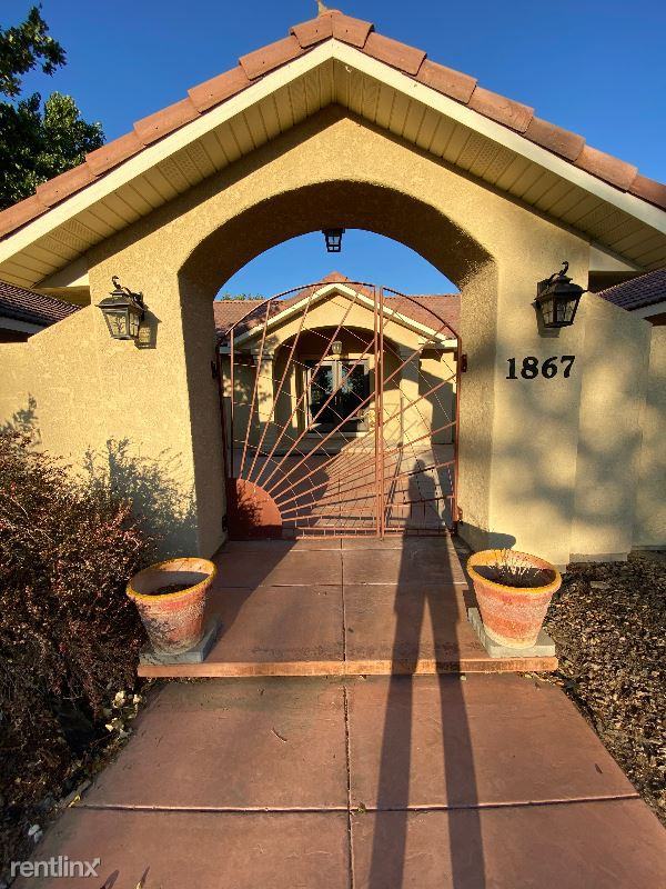 1867 Sheckler Cut Off - Photo 2 of 27