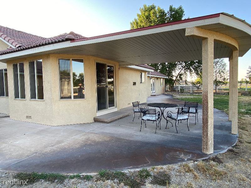 1867 Sheckler Cut Off - Photo 3 of 27