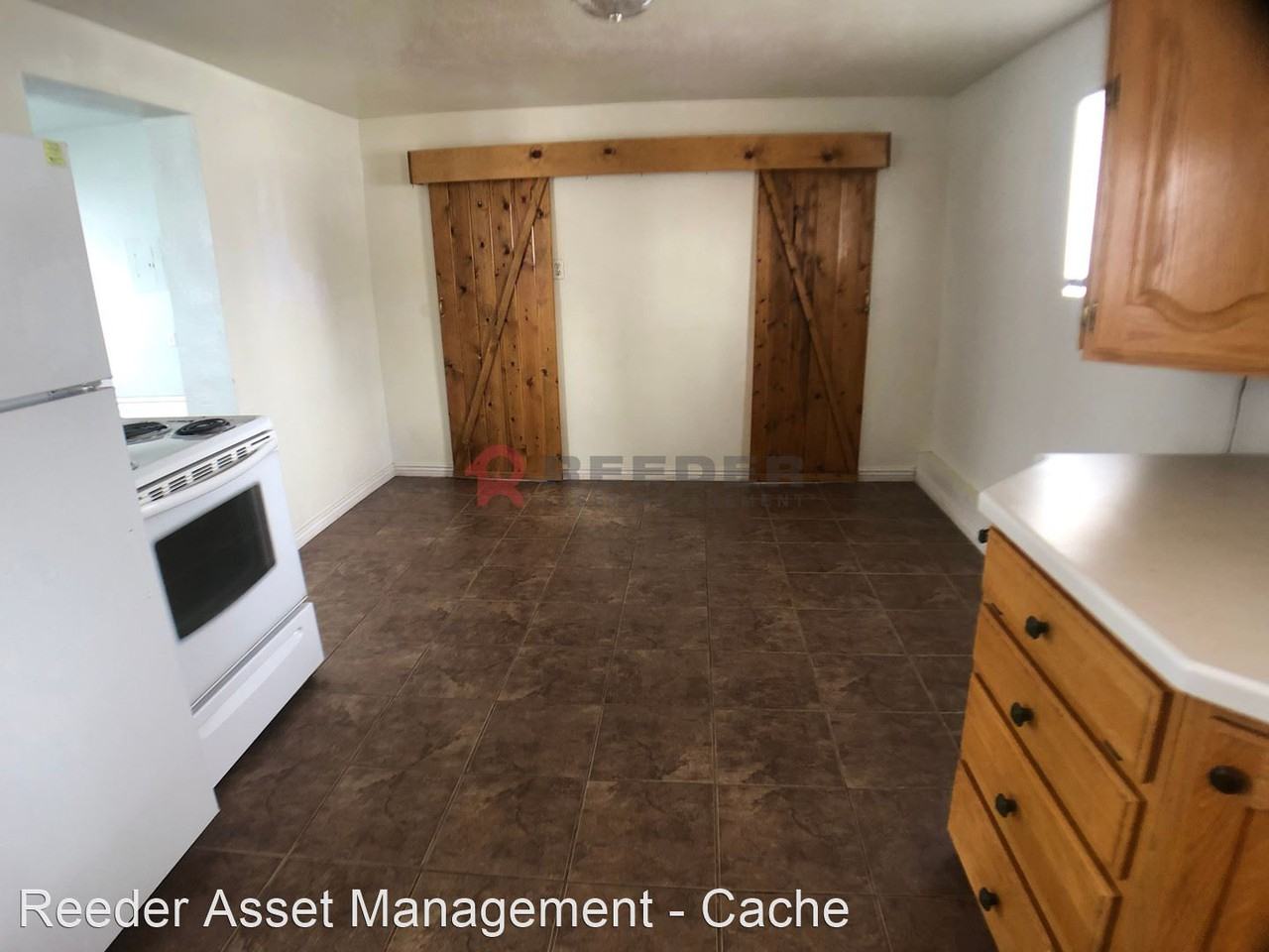 67 W 200 S - Photo 2 of 9