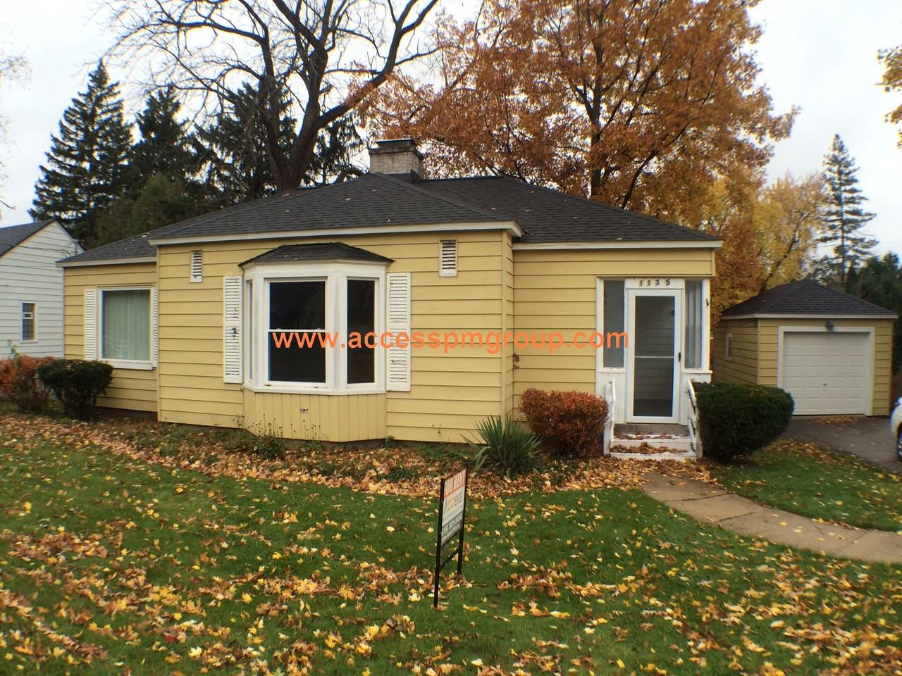 1135 Covell Ave NW - Photo 2 of 25