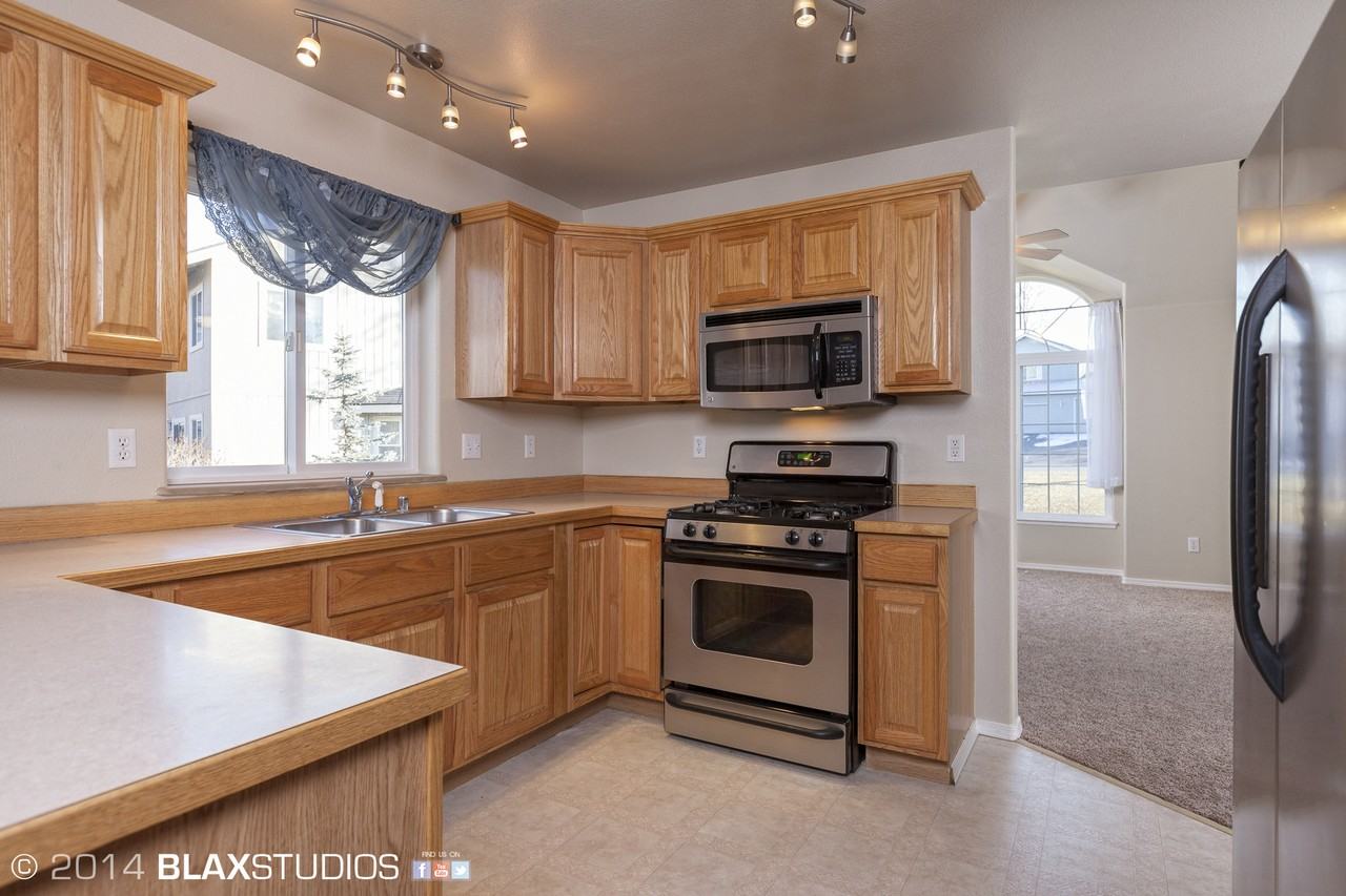 13822 Vasili Dr - Photo 3 of 28