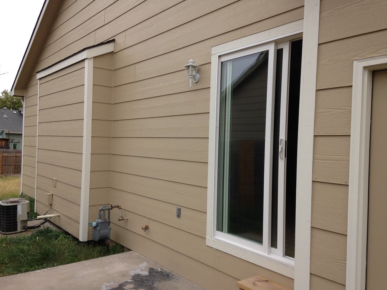 1014 Cedar Point Cir - Photo 2 of 14