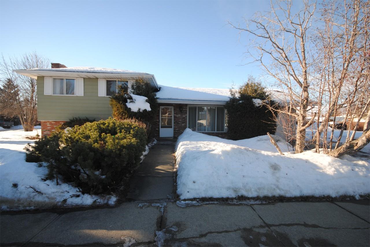 3504 108 St Nw - Photo 2 of 15