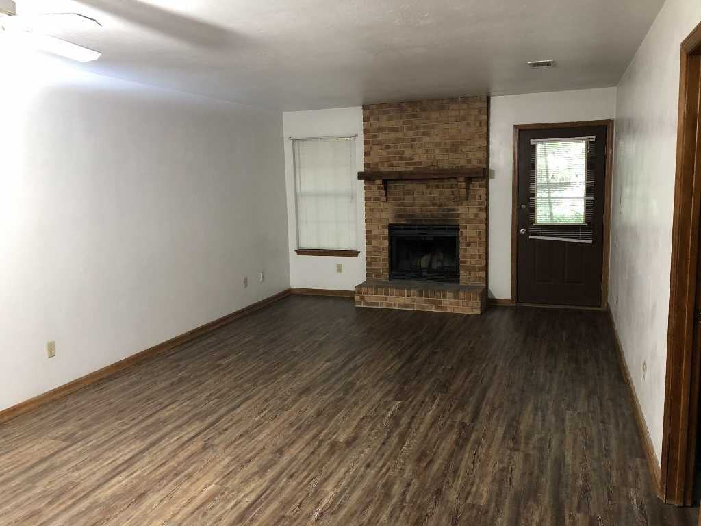 1647 Kay Ave - Photo 3 of 10