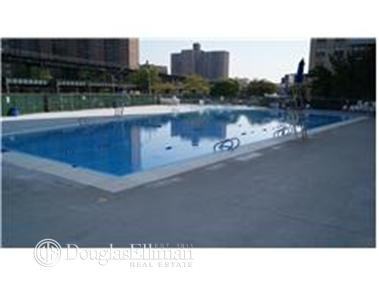 601 Surf Ave #20K - Photo 2 of 3