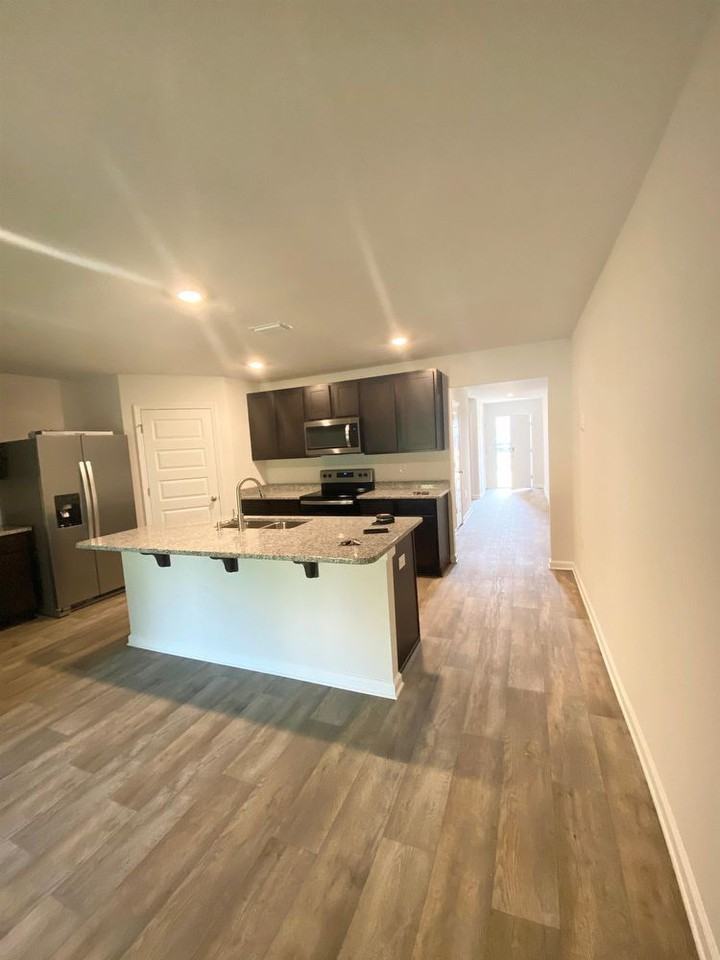 7356 Lakeside Oak Ct - Photo 2 of 9