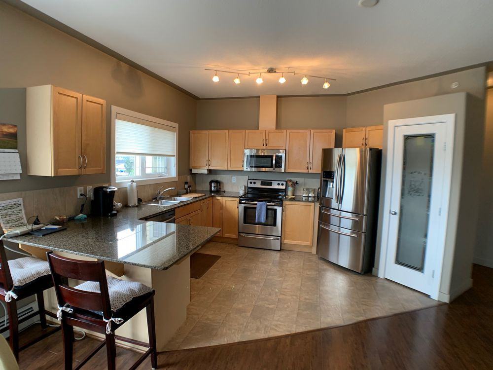 921B 2402-921b Thickwood Blvd - Photo 3 of 22