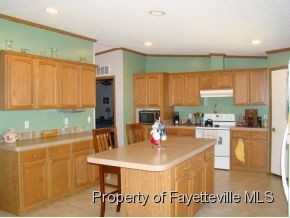 125 Hillcreek Dr - Photo 3 of 12