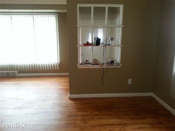 20490 Beech-Daly Rd - Photo 3 of 7