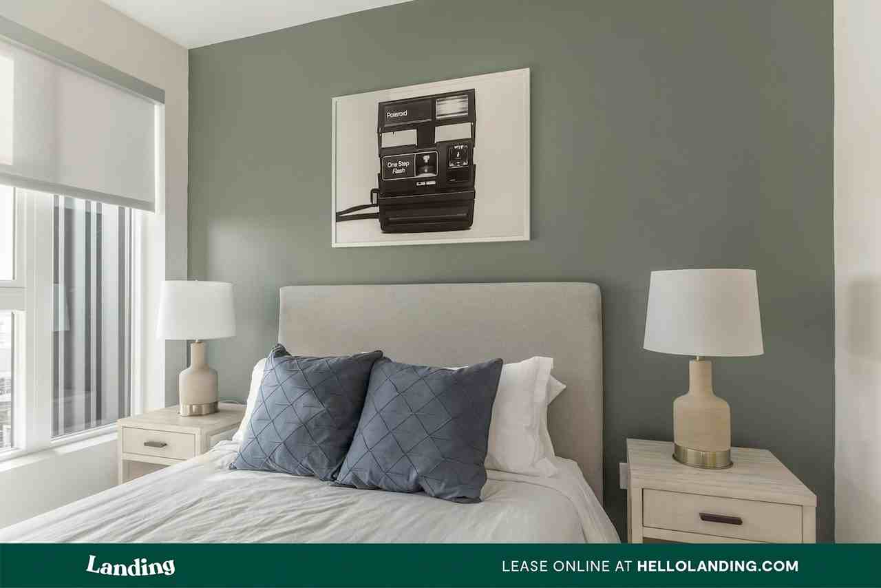 1291 S Ulster St - Photo 2 of 50