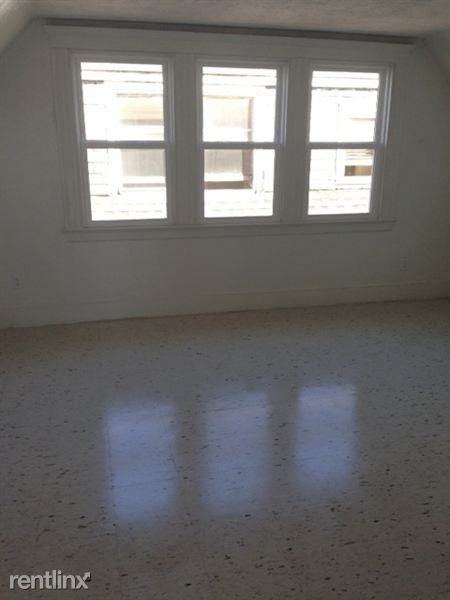 98 Chapel St Fl 3 - Photo 3 of 4