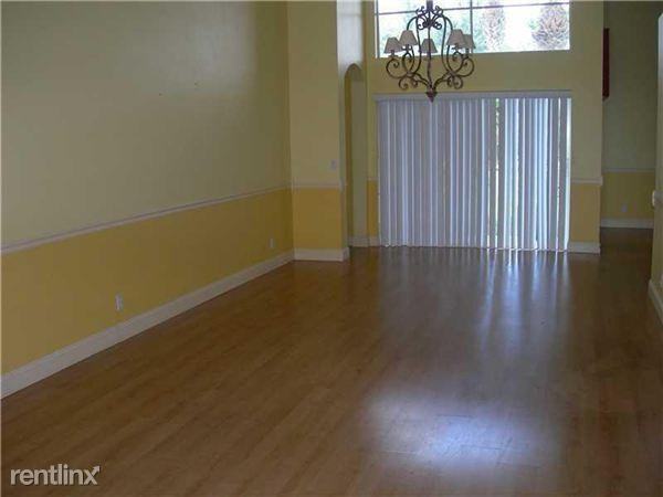 9493 Verona Lakes Blvd - Photo 3 of 6