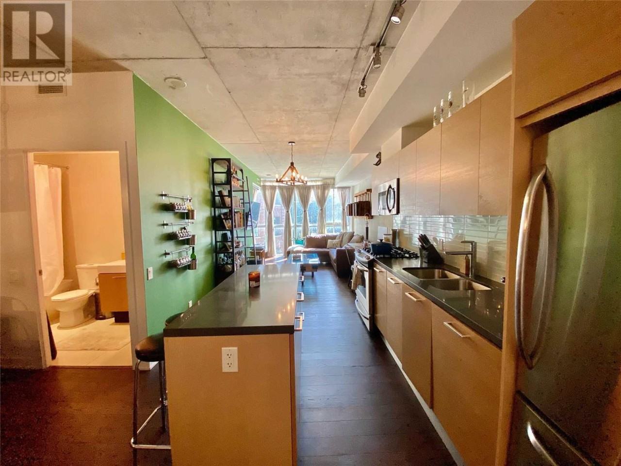 318 King Street East #306