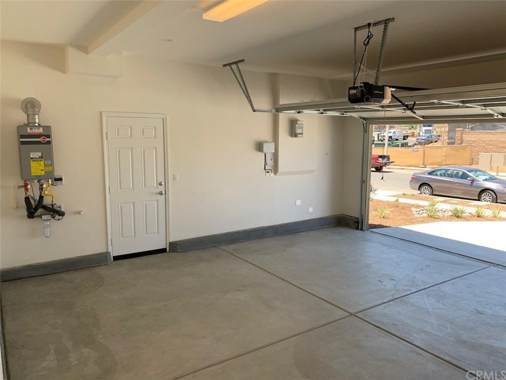 28847 Clearview St - Photo 2 of 26