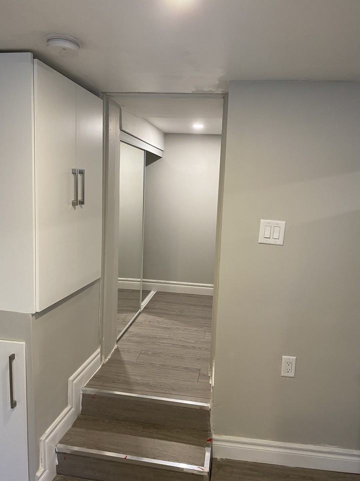 647 Vaughan Road #B1 - Photo 5 of 8