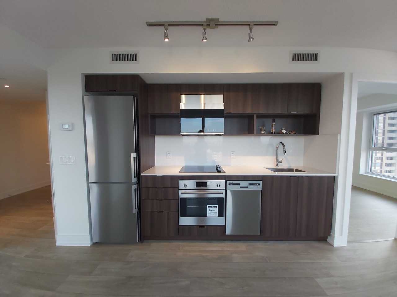 7 Mabelle Avenue #1900