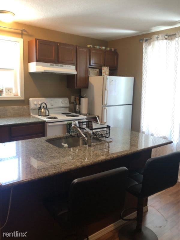 5050 Sw Saum Way - Photo 2 of 4