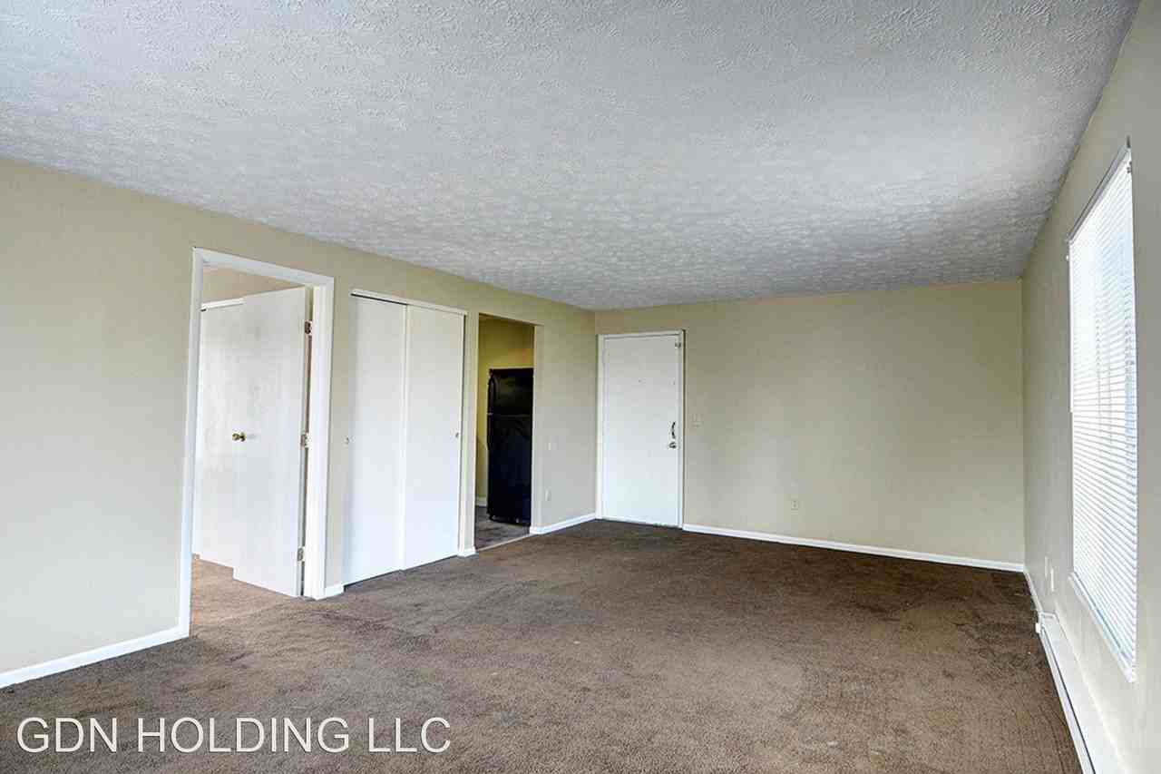 305-325 Bellbrook Avenue - Photo 3 of 9