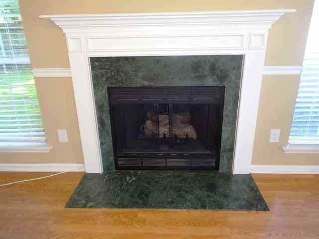 1951 White Birch Ln - Photo 3 of 15