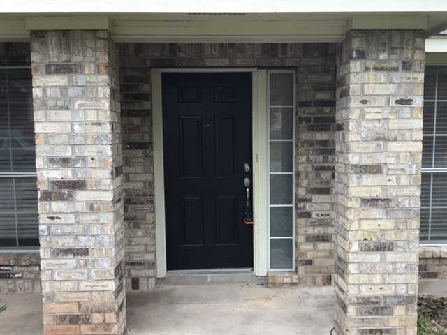 403 Thunderbay Dr - Photo 2 of 20