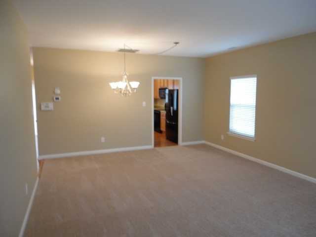 1444 Cairo Way - Photo 3 of 20