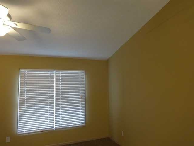 1339 Kellerman Ct - Photo 3 of 9