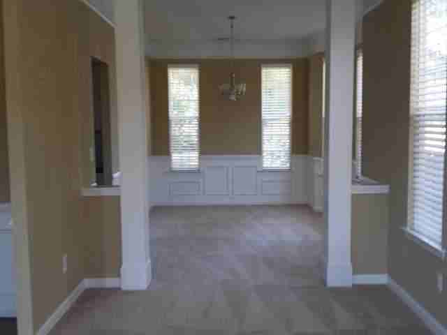 145 Sandy Ln - Photo 3 of 9