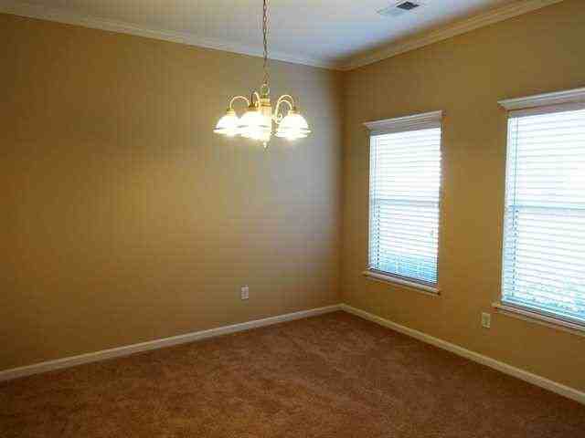 2749 Palmetto Hall Blvd - Photo 2 of 17