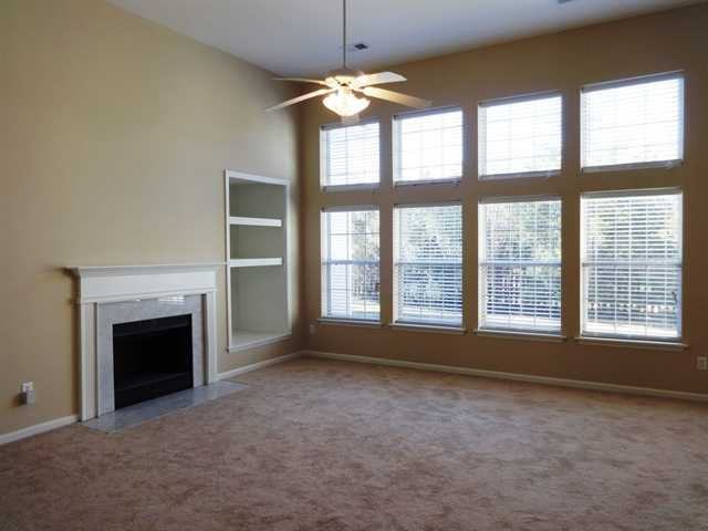 2749 Palmetto Hall Blvd - Photo 3 of 17