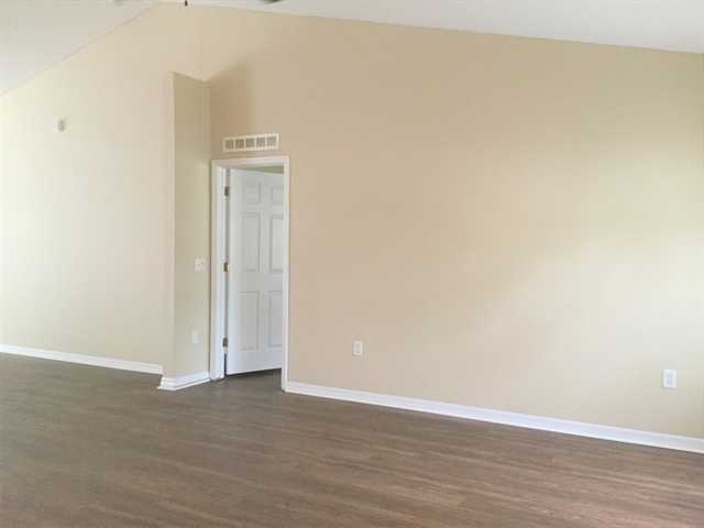 1959 Alambra Cir - Photo 3 of 20