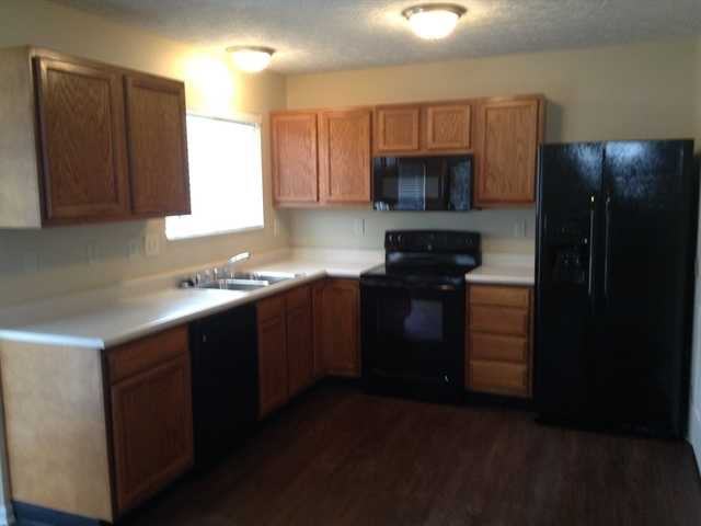 3289 Summitrun Dr - Photo 3 of 12