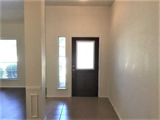 473 Sausalito Dr - Photo 2 of 20