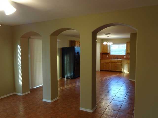 12504 Rio Bravo St - Photo 3 of 17