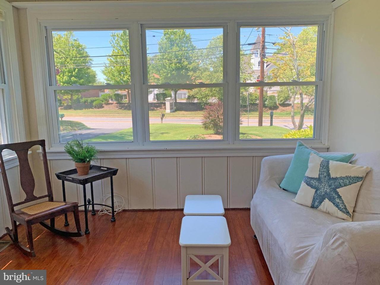 77 Church Rd - Photo 3 of 28