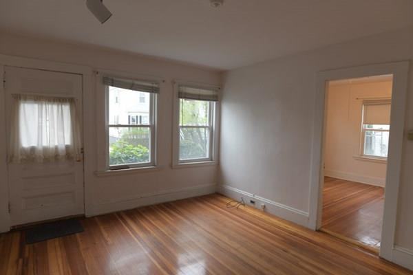 24 Plympton St Unit 1 - Photo 3 of 6