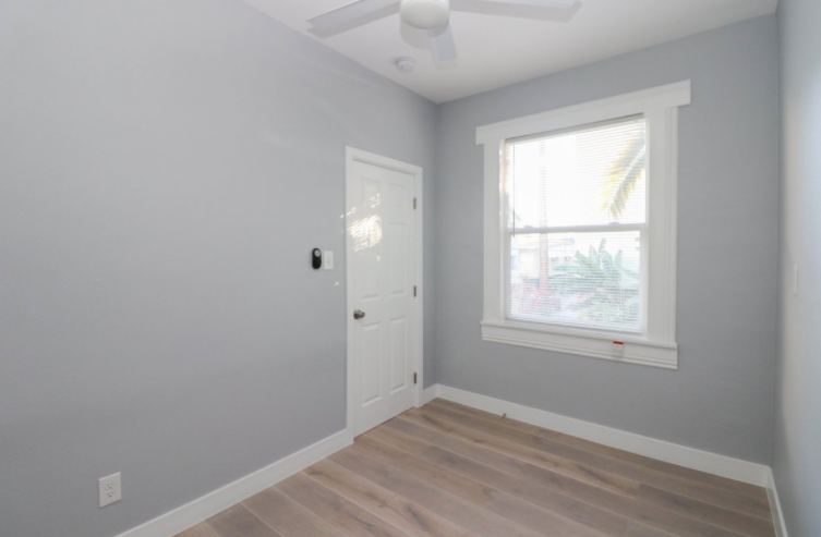 3710 East Broadway 10 Apartments in Belmont Heights, Long Beach, CA