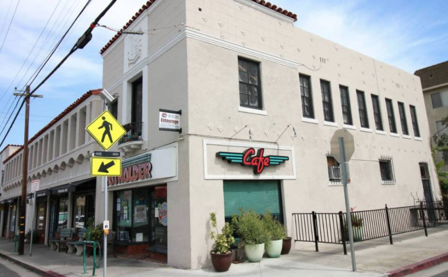 3710 East Broadway 10 Apartments in Belmont Heights, Long Beach, CA