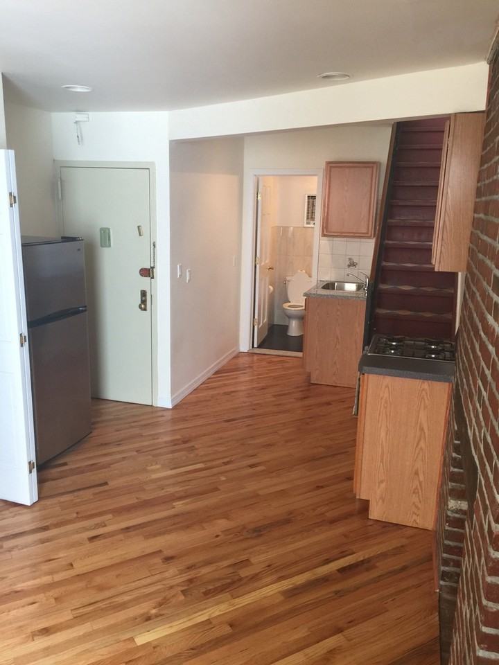 120 Orchard Street - Photo 2 of 8