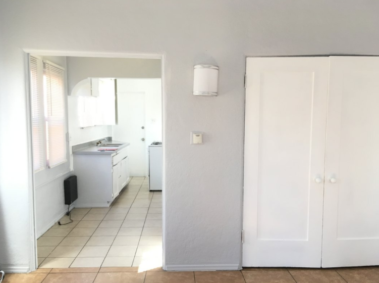 1045 Saint Louis Avenue #G - Photo 2 of 10